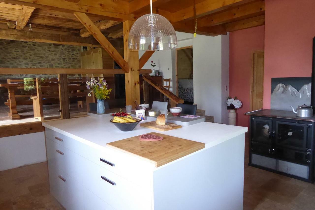 Chambre D'Hotes L'Aire Du Temps Savoyard Ugine Bagian luar foto